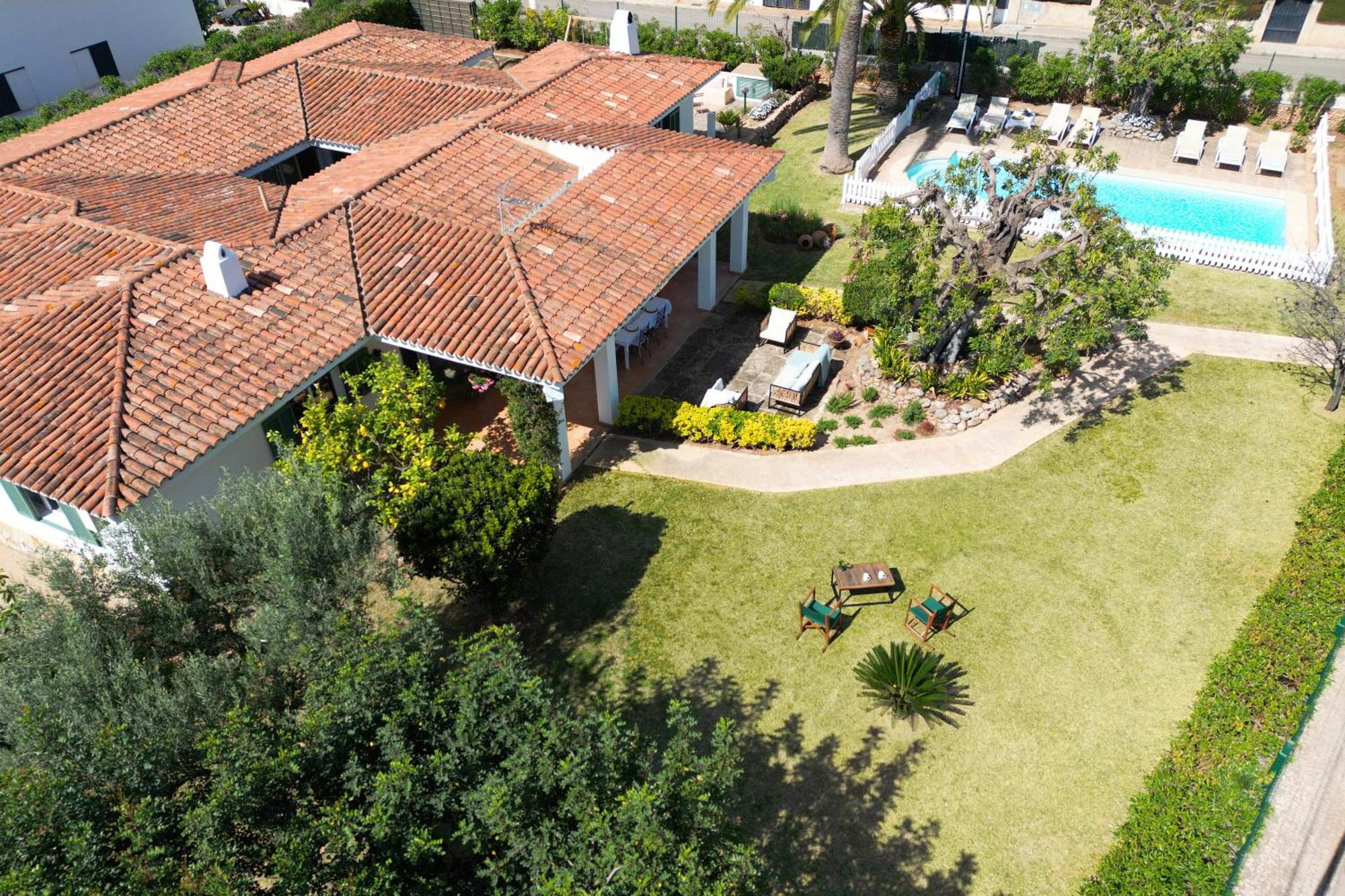 Ideal House For Two Families With Pool And Barbecue Plamanyola Kültér fotó